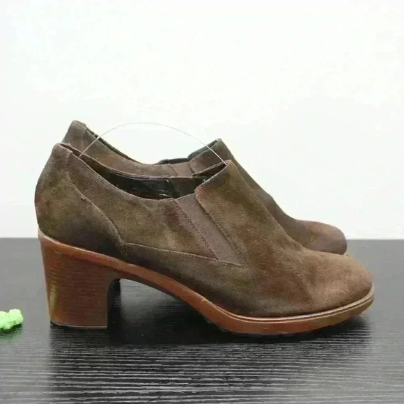 Dansko Women’s Brown Suede Leather Slip On Clogs - Picture 7 of 10